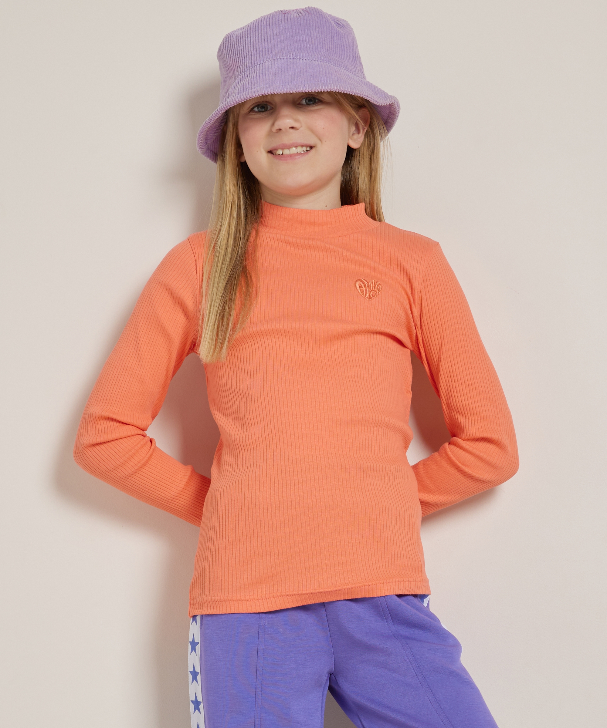 basic rib top embroidery