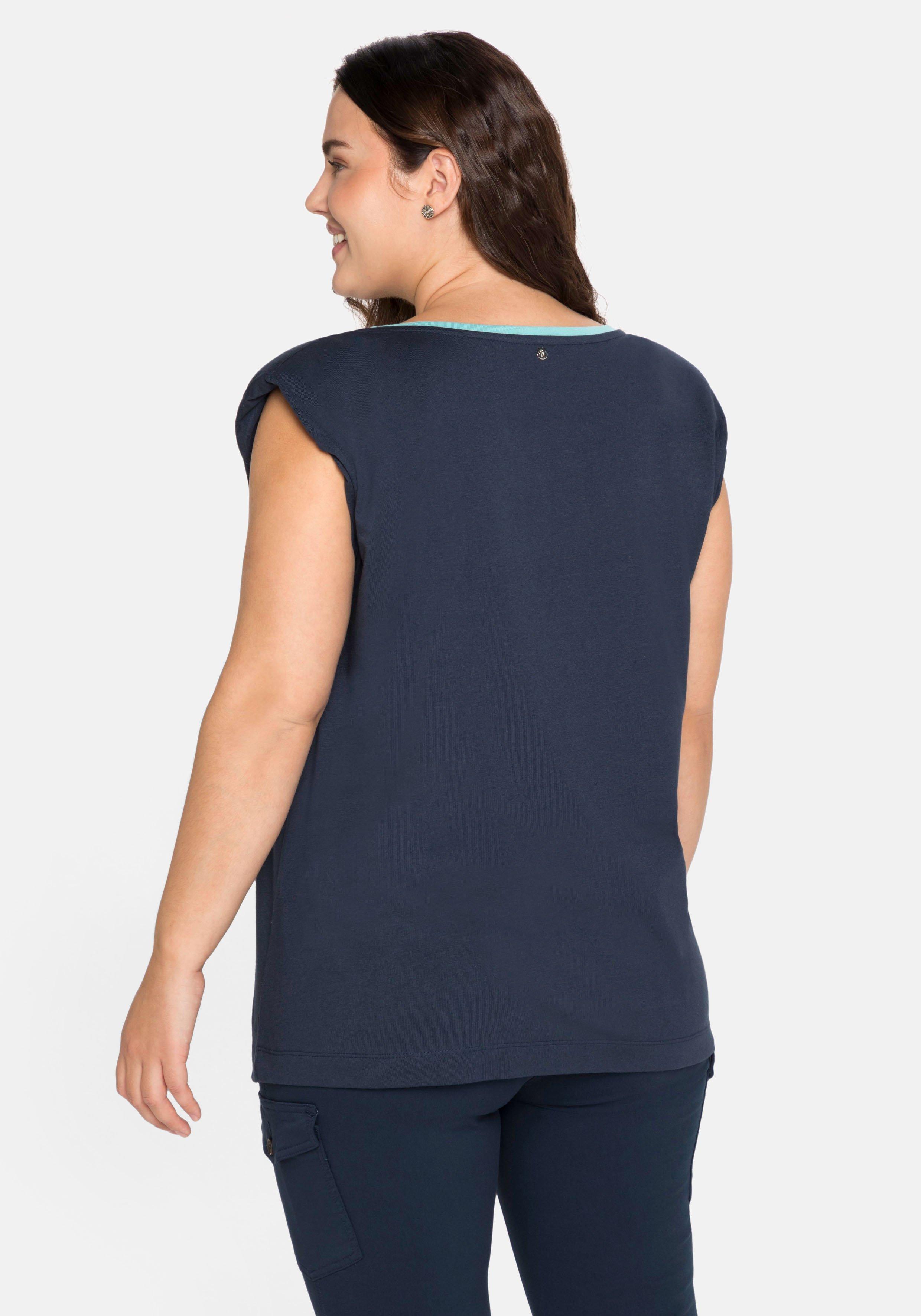 Ärmelloses Shirt mit betonten Schultern