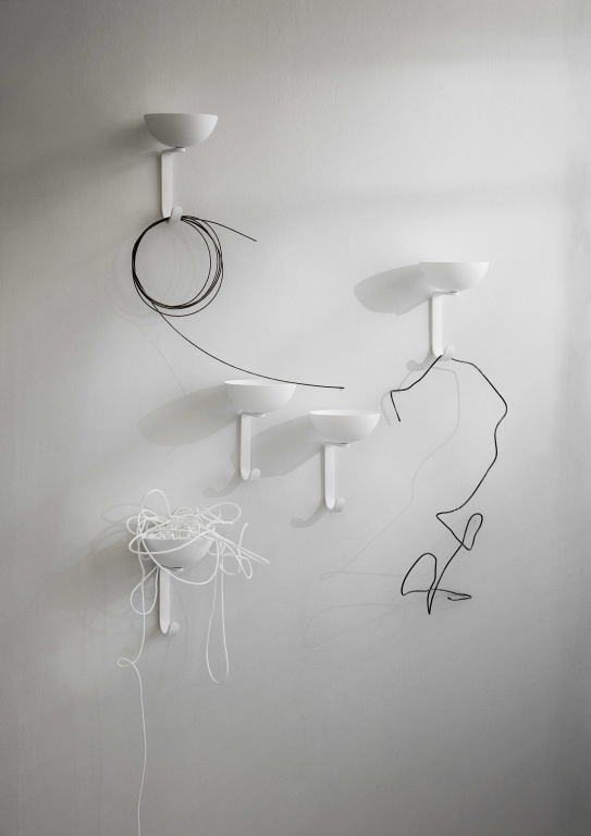 Northern Nest wandhaak beige