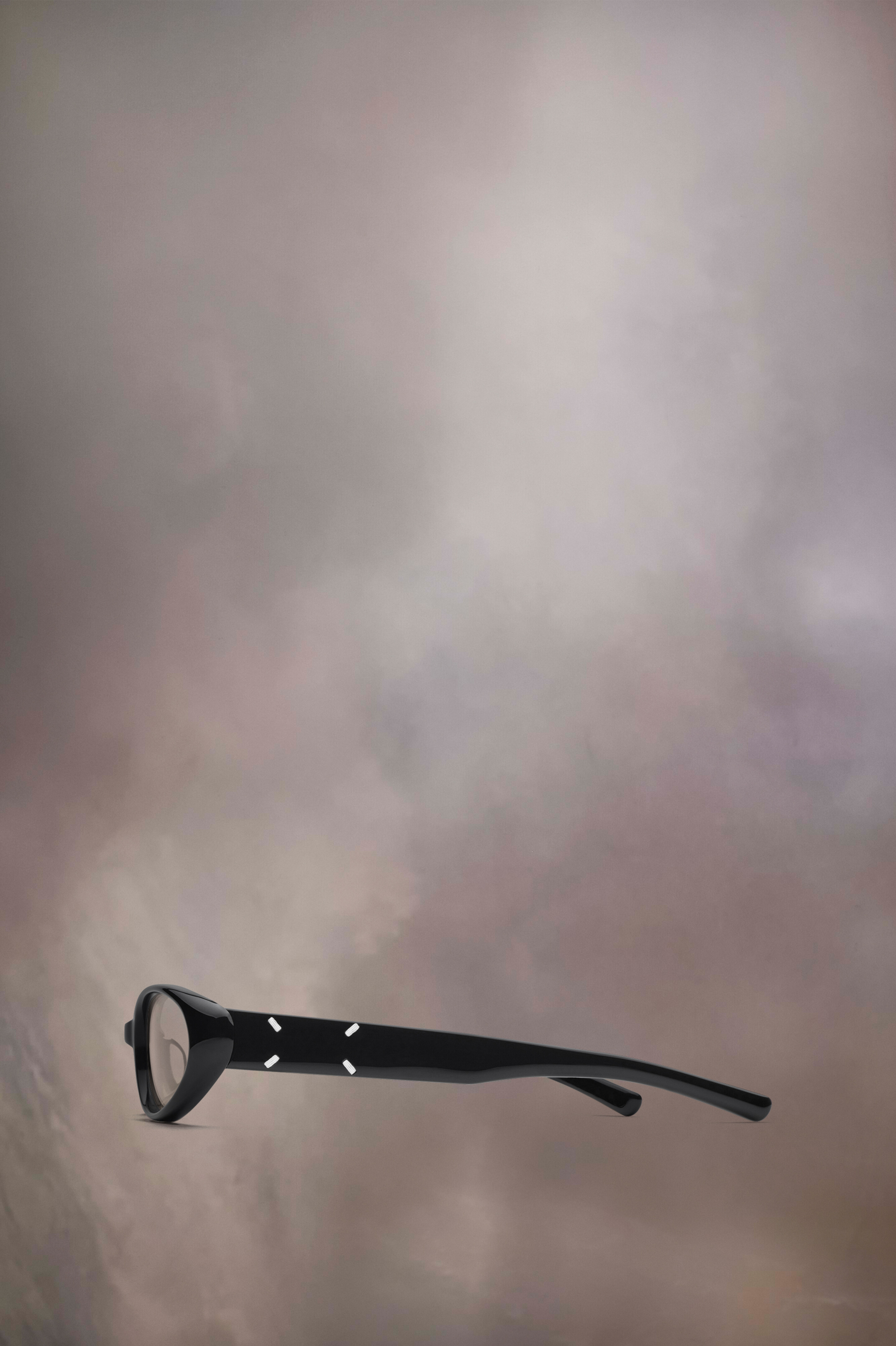 Lunettes cat-eye noires x Gentle Monster​