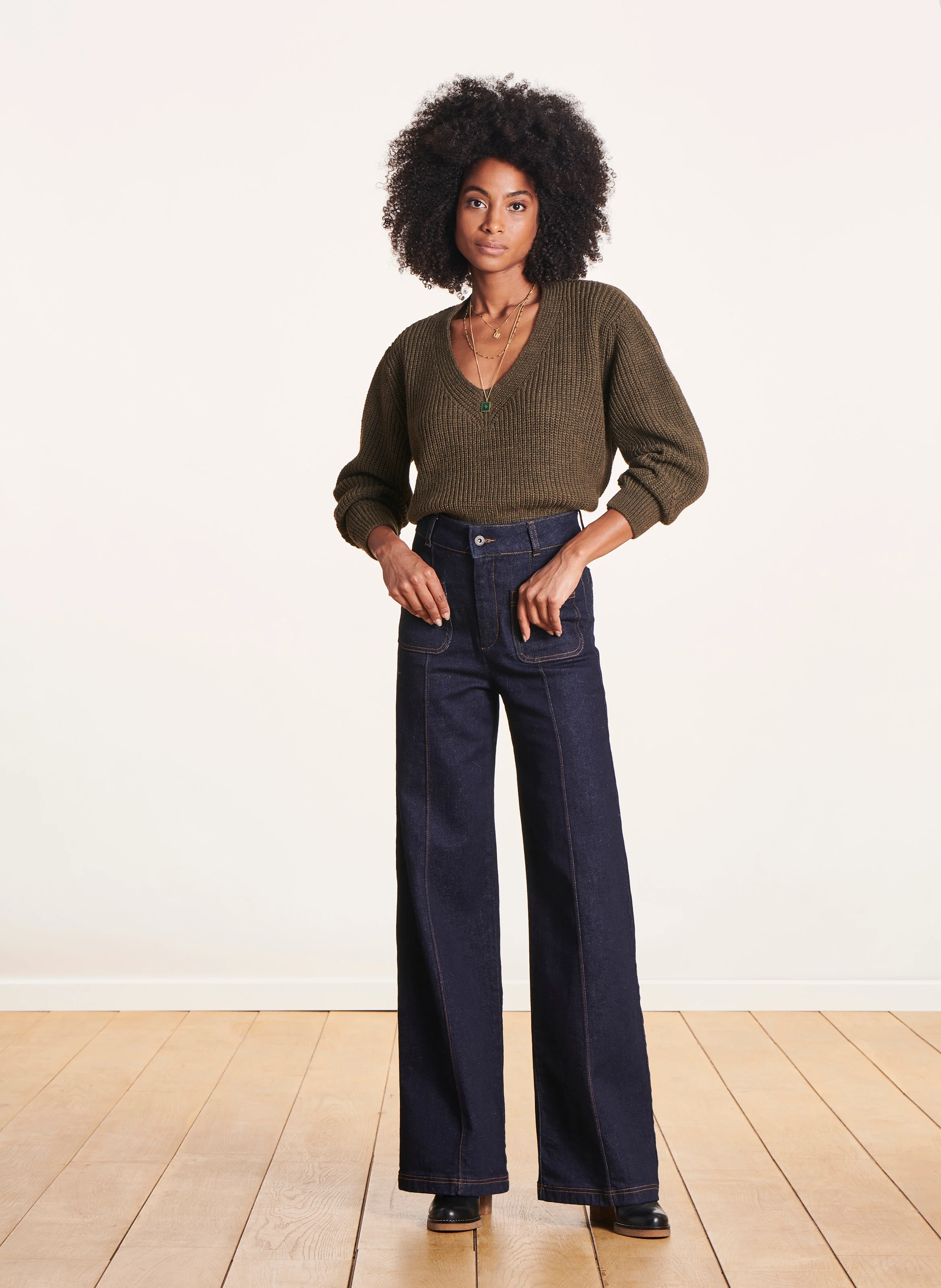 Pull col V| Vert