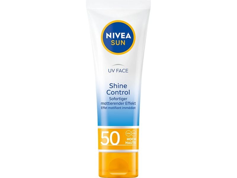 NIVEA SUN Sonnencreme UV Face Shine Control LSF 50 50 ml Feuchtigkeitsspendende und mattierende Sonnenpflege
