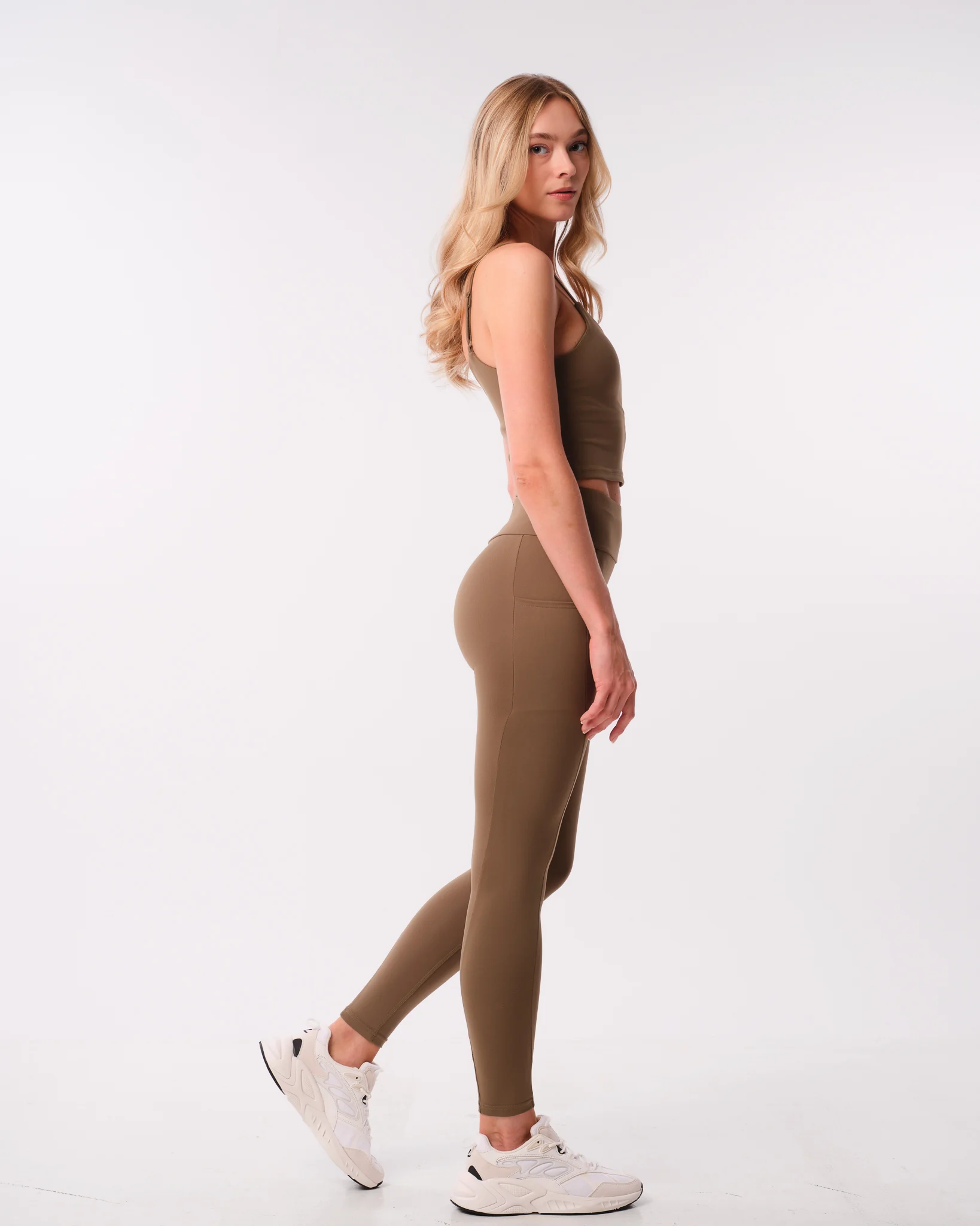 Bumpro Lively Scrunch Pocket Tights Green Olive