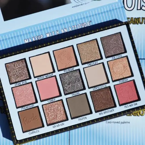 x Peanuts Shades of Peanuts Eyeshadow Palette Cool-Toned
