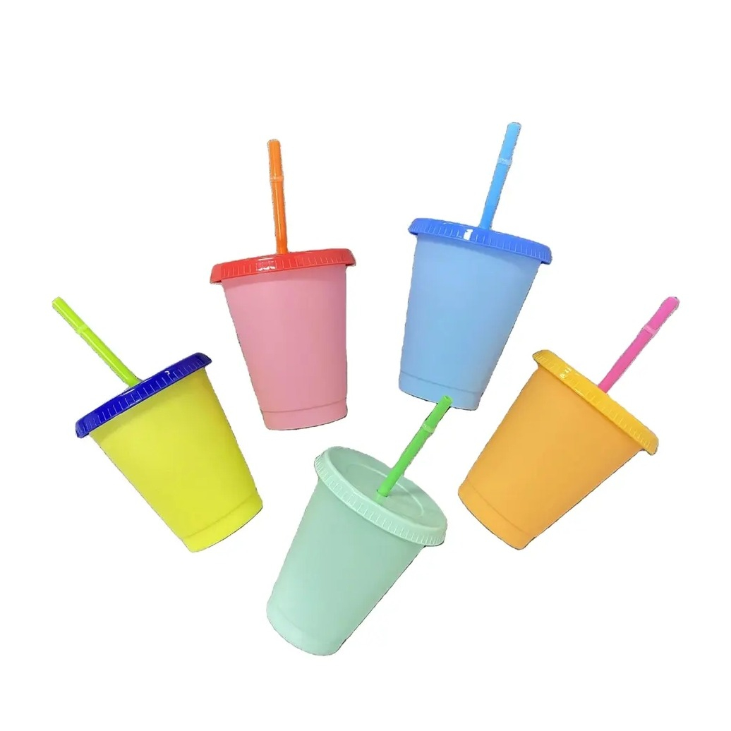 (5er Set) 475ml Farbwechsel Trink Becher Mehrweg Party Getränke Cup mit Deckel   Strohhalm - Assortiert