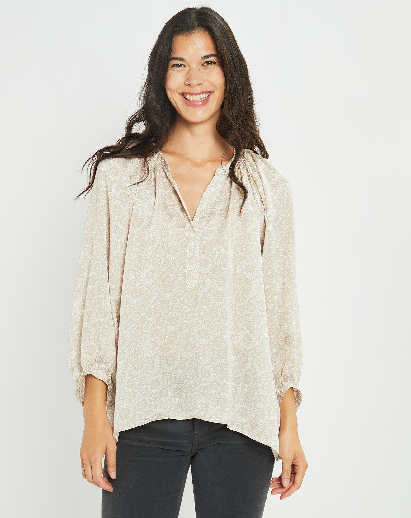 Lauren Vidal Blouse satinée Ciara imprimée natural beige