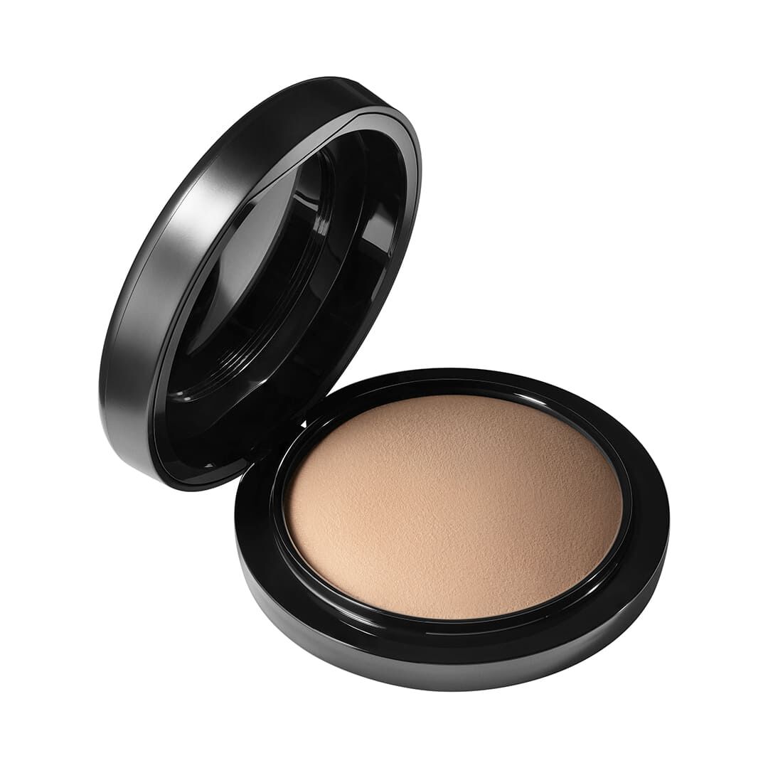 MAC MINERALIZE SKINFINISH NATURAL
