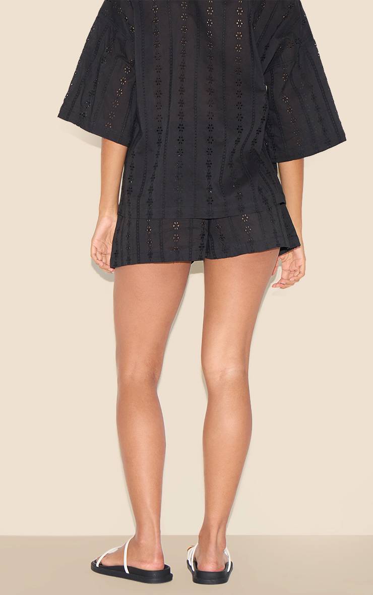Noir Ensemble Short Ample Broderie Anglaise