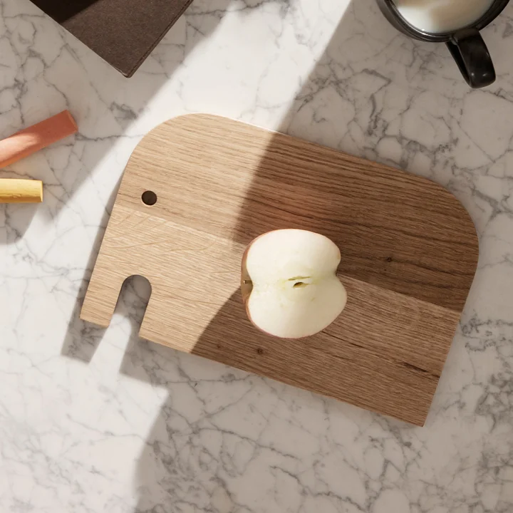 Ferm Living - AniBoard Frühstücksbrett, Fisch, Eiche natur