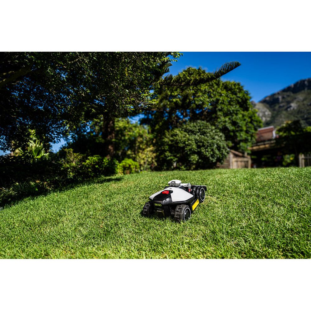ROBOTGRESSKLIPPER MAMMOTION LUBA MINI AWD 1500M²