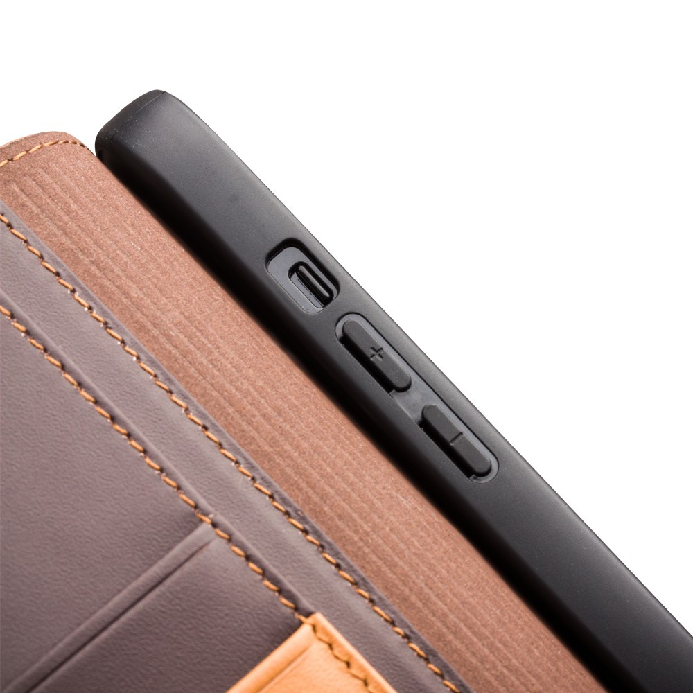 iPhone 13 Echtleder Tasche Flip Cover mit Kartenfächer - Braun (Matt)