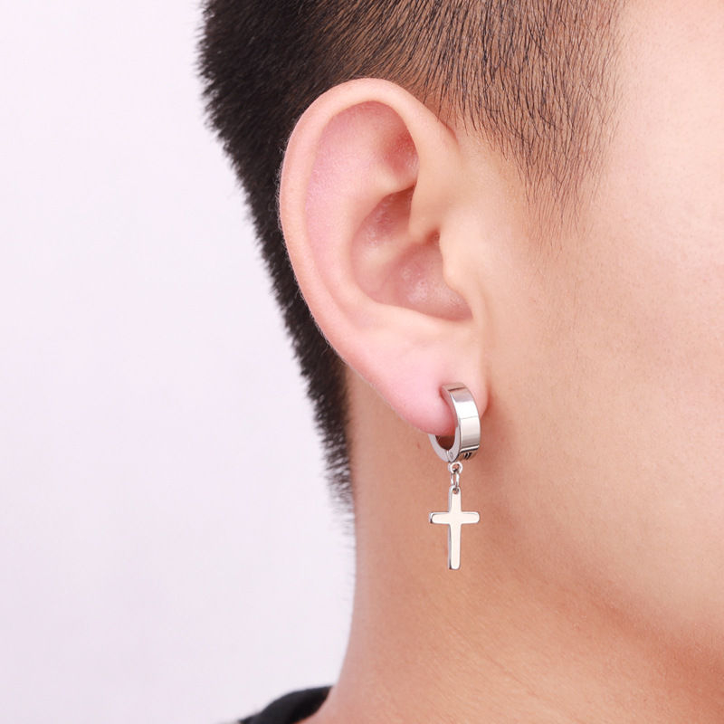 Prushia - Cross Huggie Oorbel/Clip-On Oorbel
