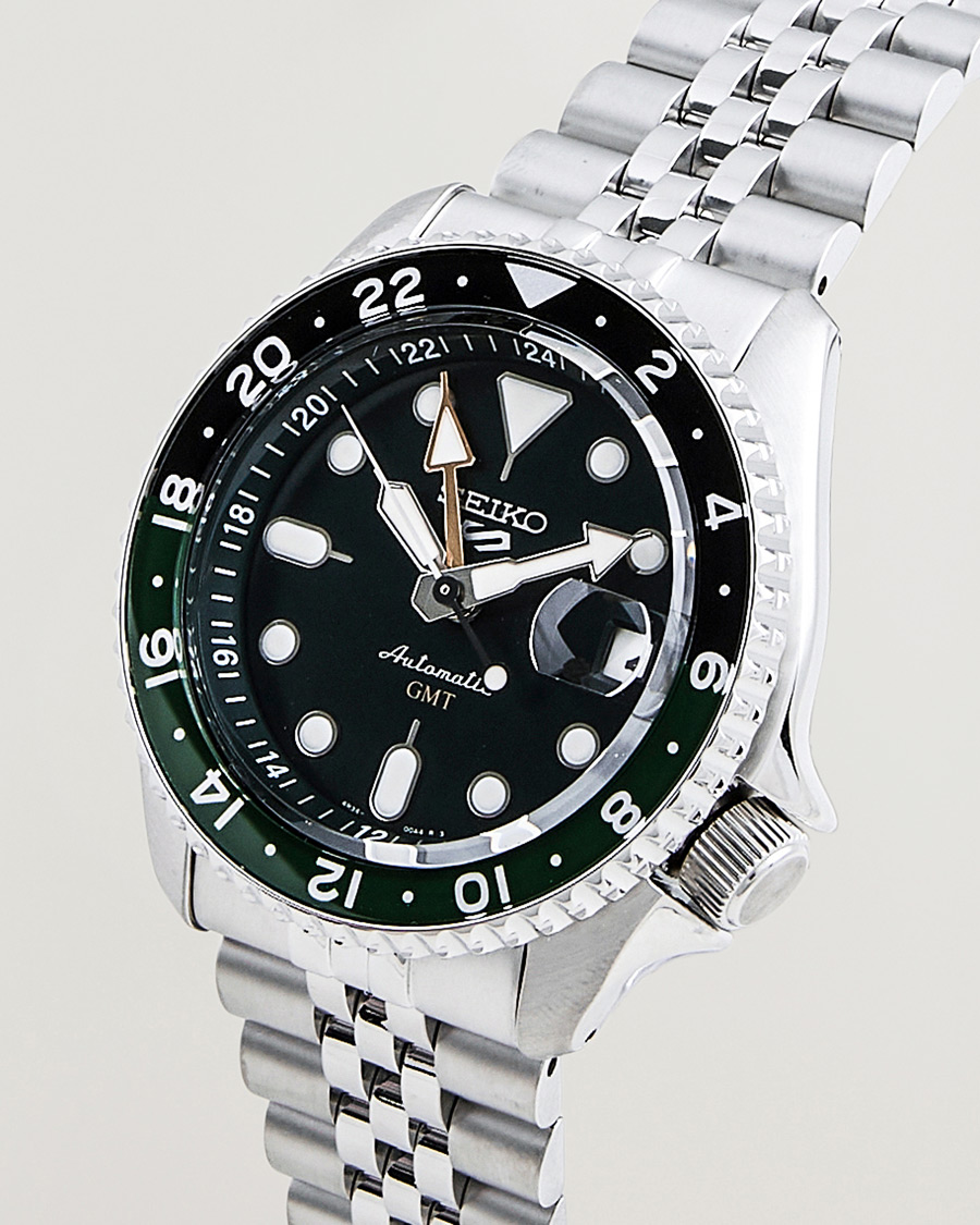 Seiko 5 Sports Automatic GMT Diver Steel 42mm Green Dial
