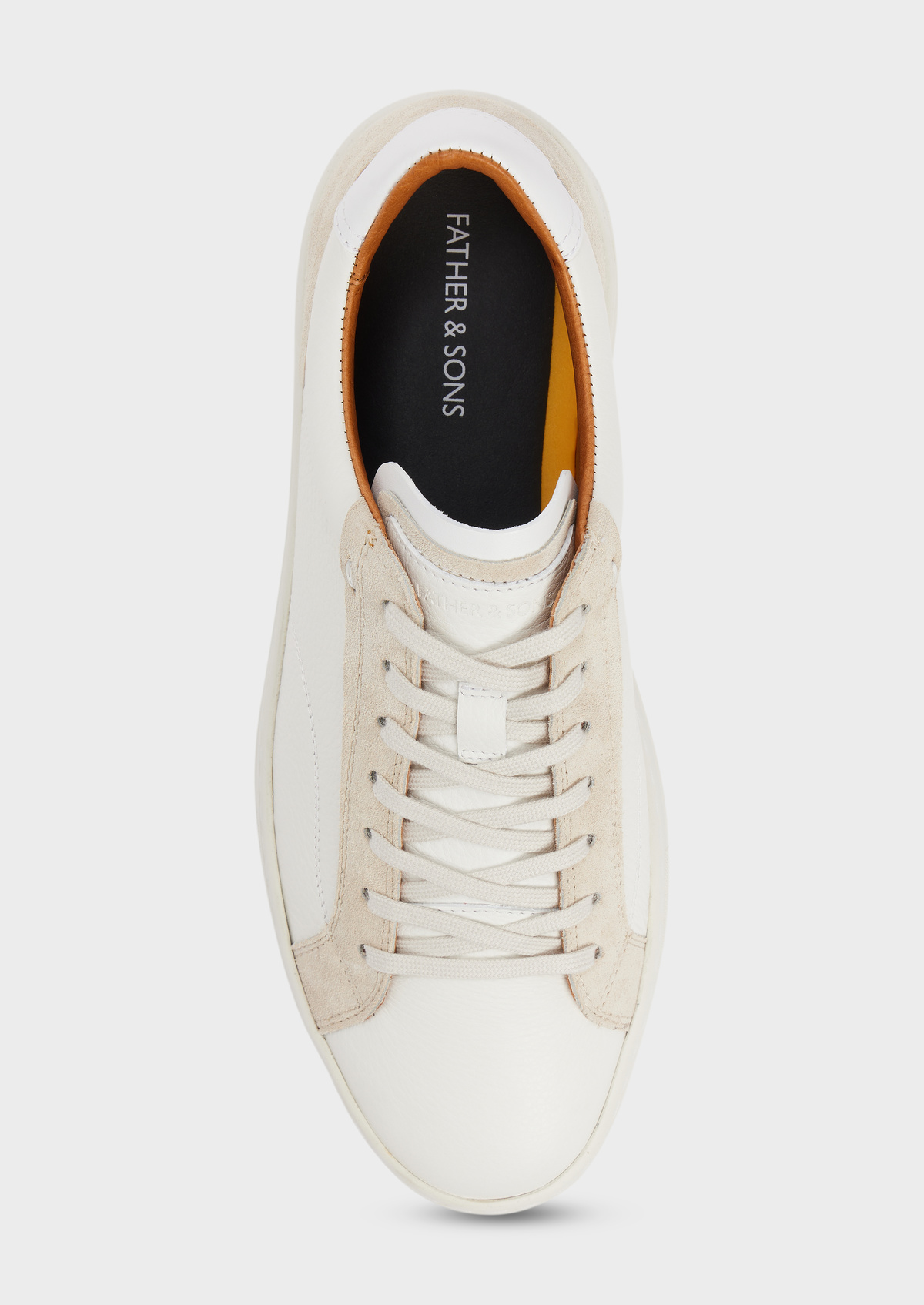 Baskets basses en cuir blanc et cuir nubuck écru