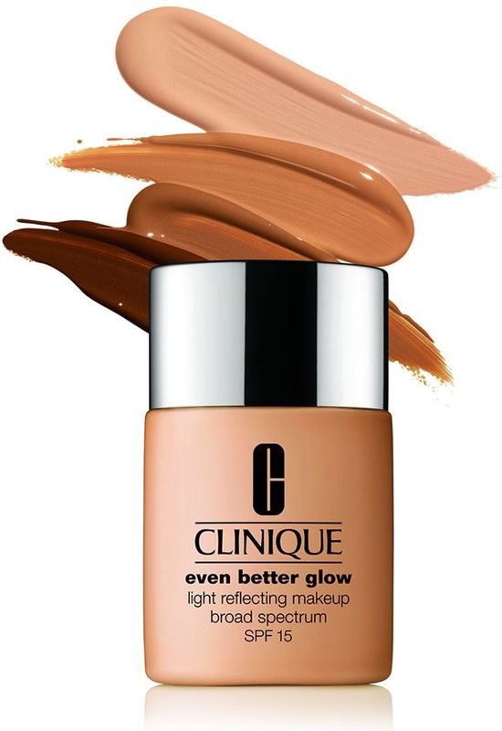 Clinique - Even Better™ Glow Light Reflecting Makeup Foundation - WN 114 Golden - SPF 15 - Verbetert De Huidtextuur