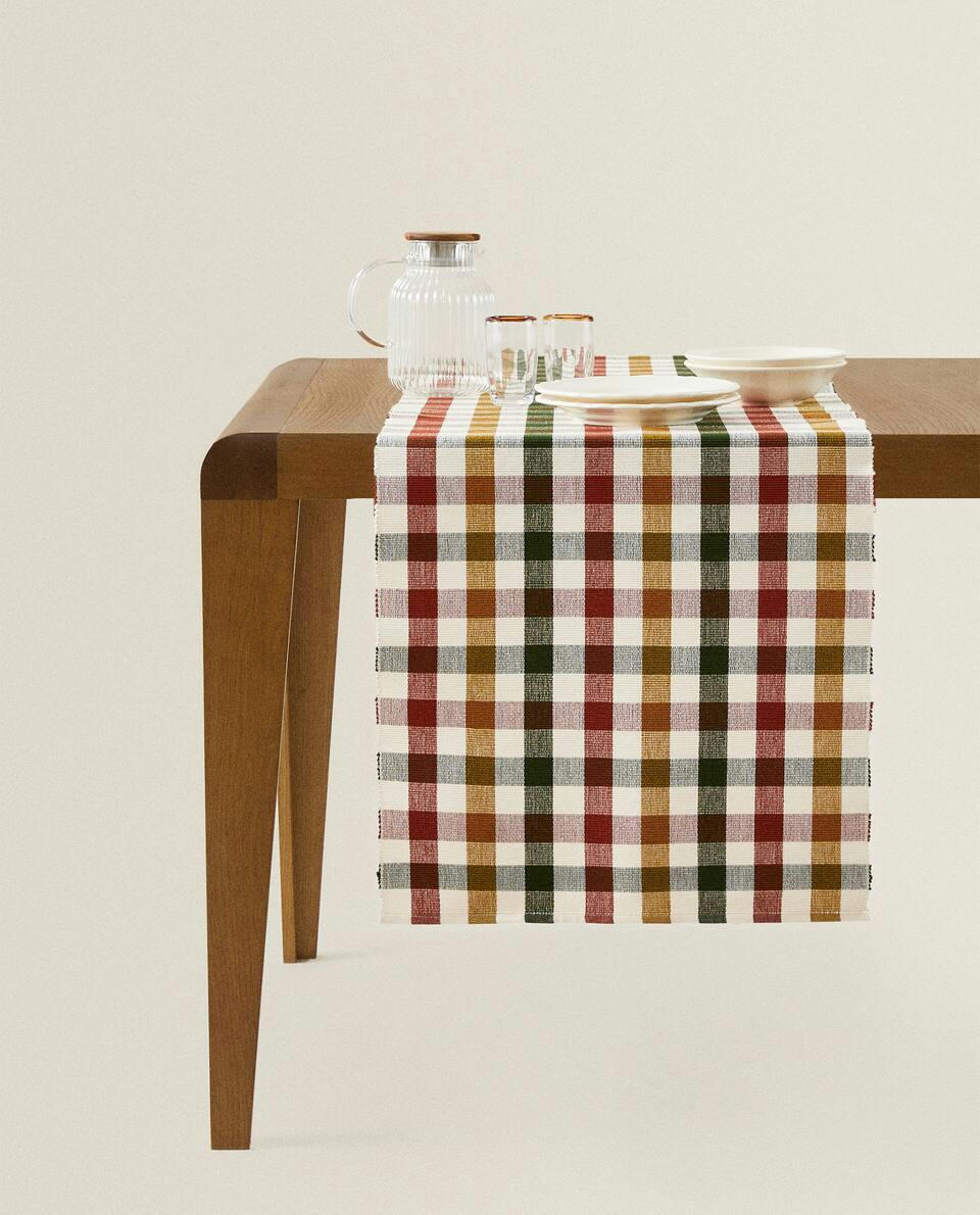 Caminho de mesa de algodão com agulha