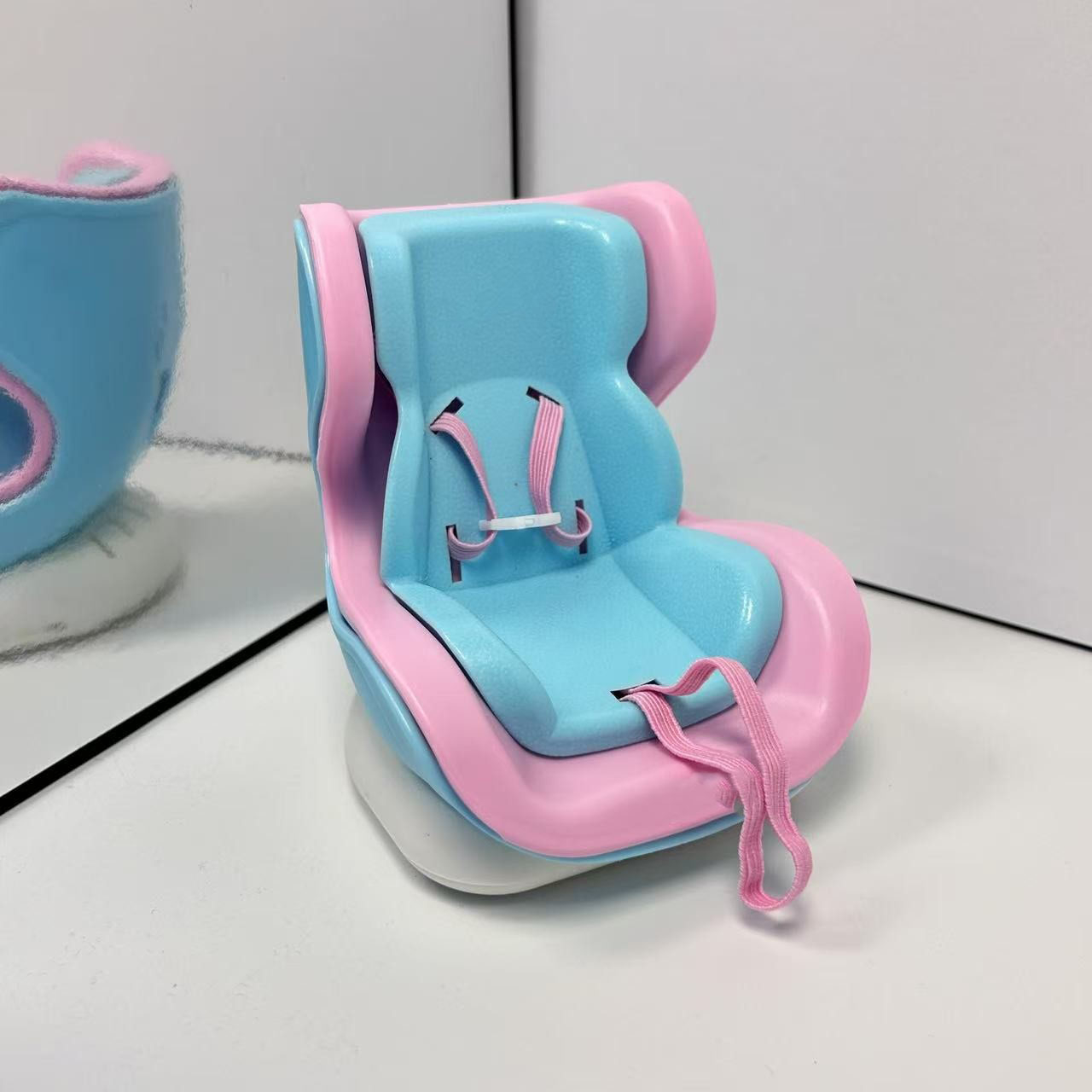 (11x10cm) Monsterhäschen Kindersitz Puppen Zubehör für Lüftungsgitter Air Frame mit Magnet Stand - Blau / Rosa