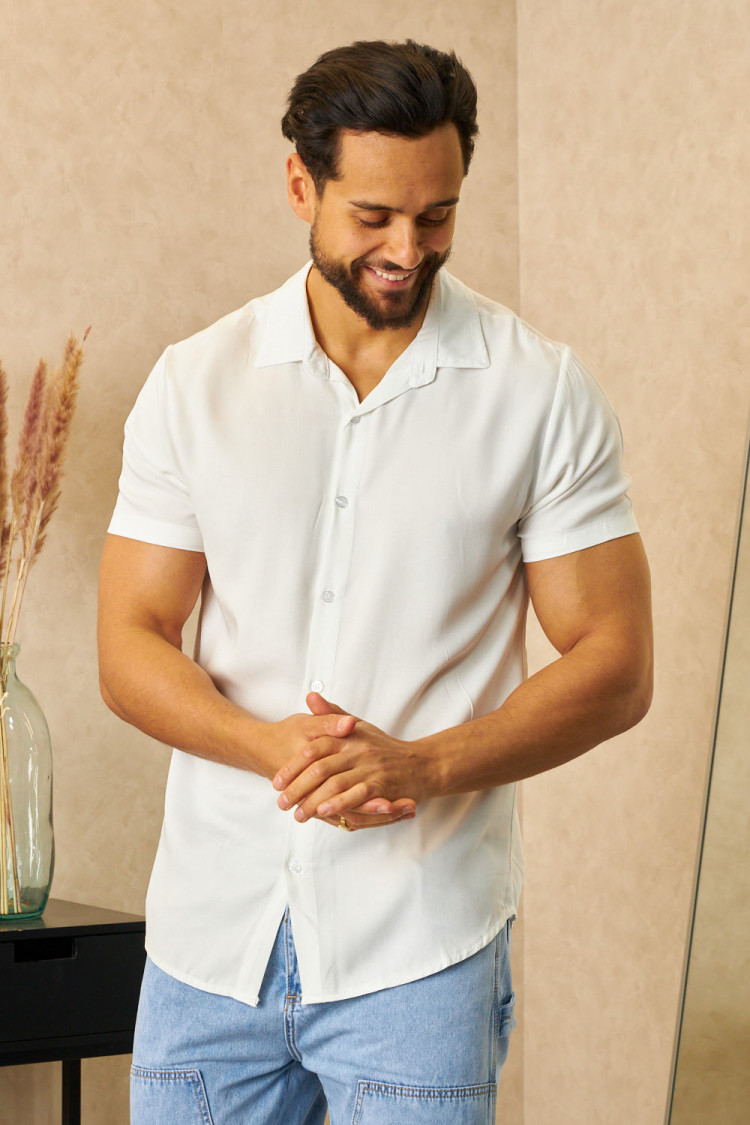 Chemise légère en toile blanche