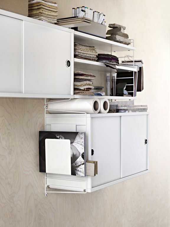 String Furniture Cabinet with sliding doors 78 x 20 x 37 cm walnoot