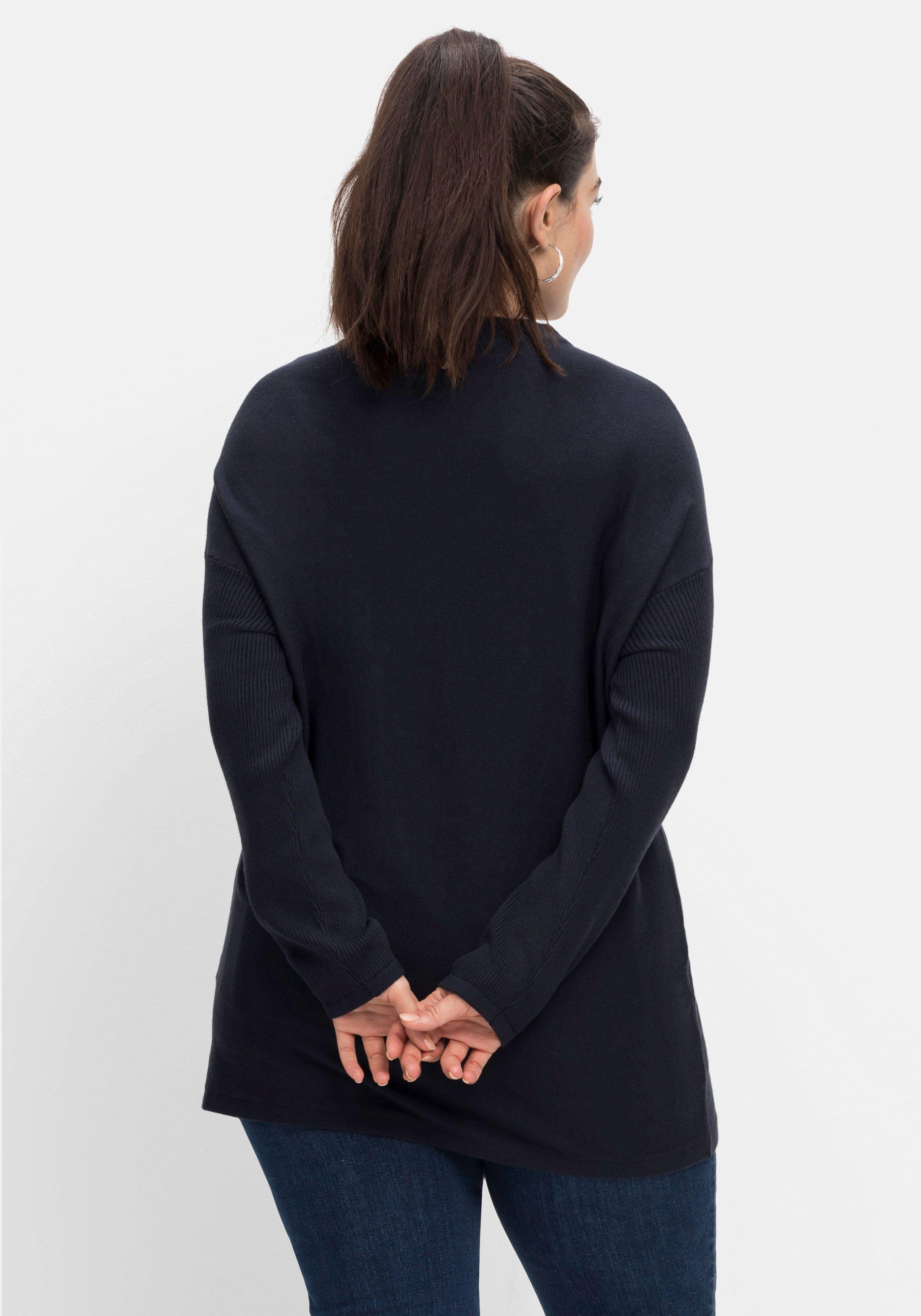 Pullover mit Stehkragen, in flauschiger Qualität