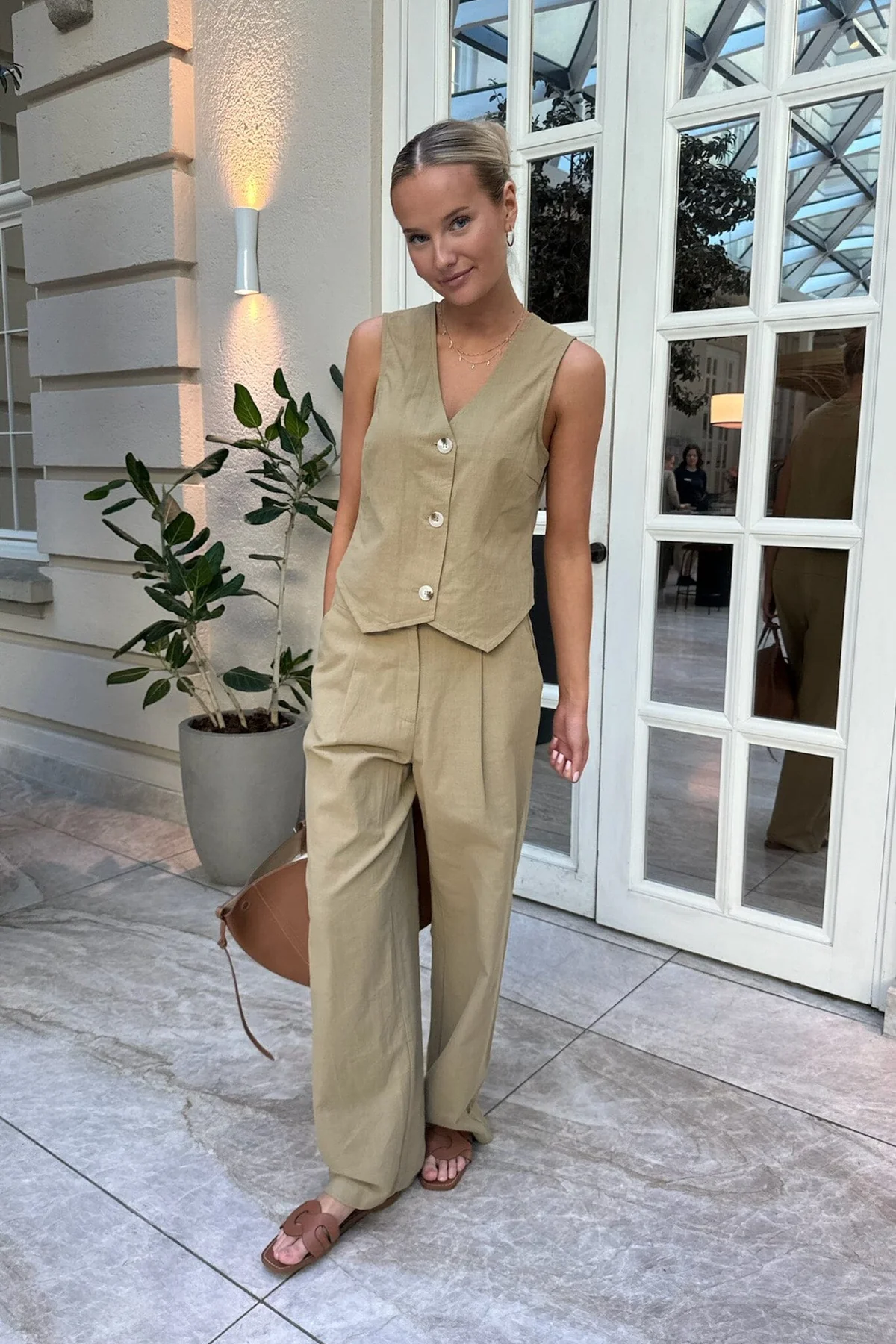 BYIC Celinaic Vest lkhaki light khaki