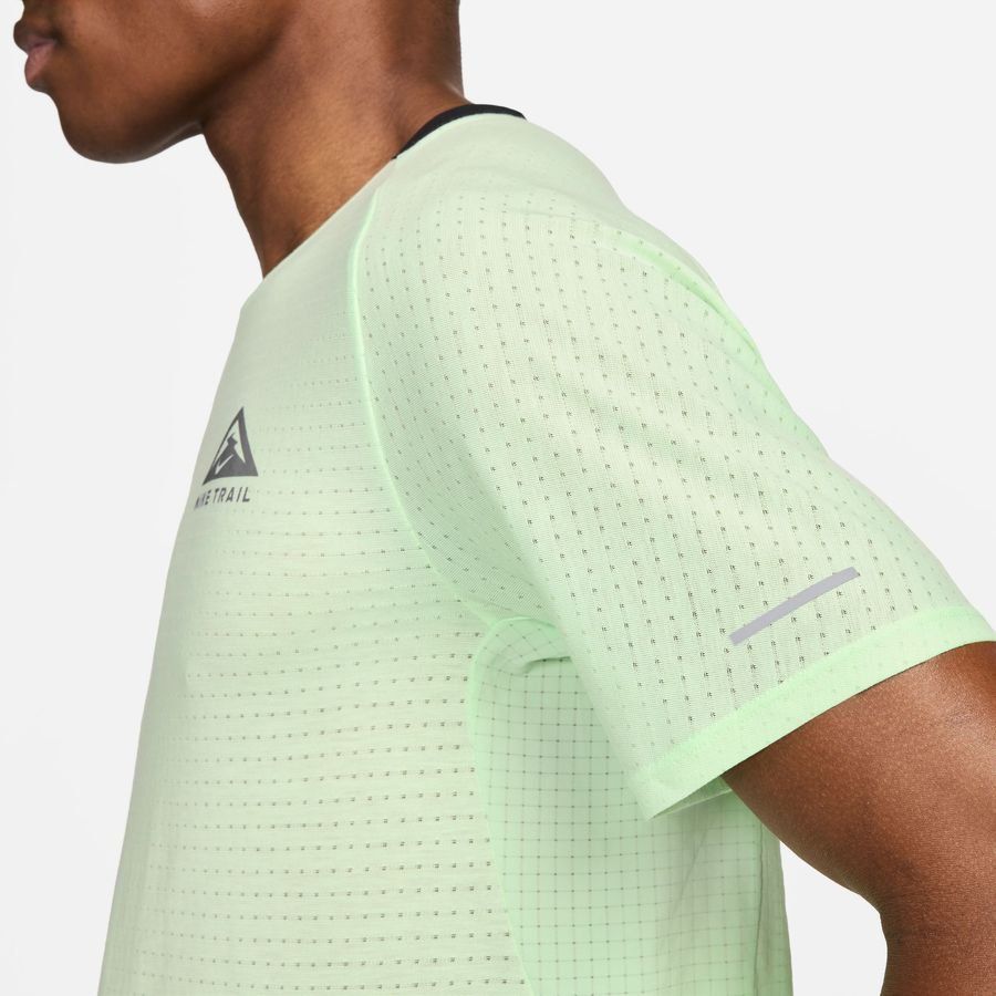 Nike Haut Running Dri-FIT Trail Solar Chase - Vert/Noir