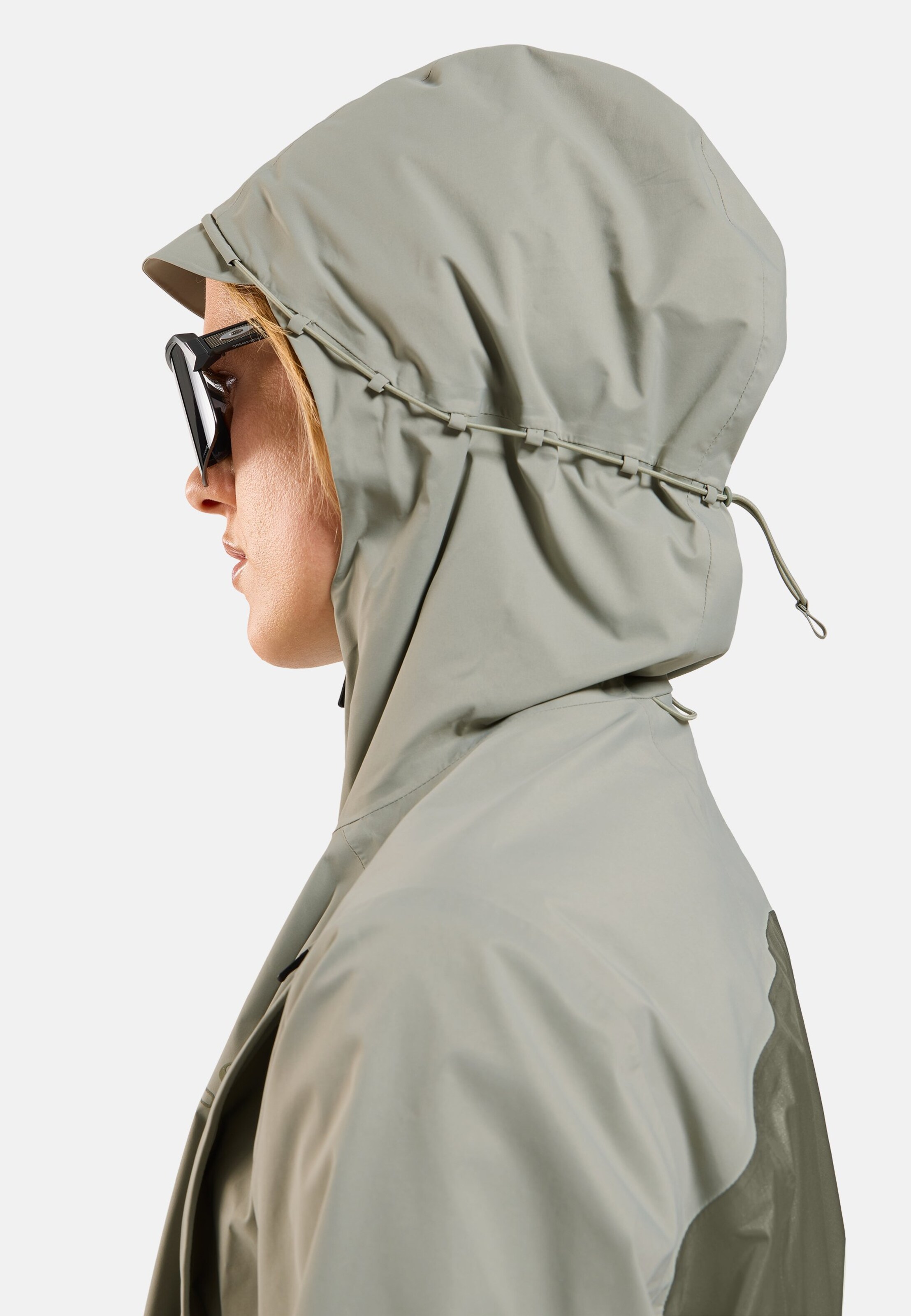 Wasserdichte X-Alp Pro 2.5L Jacke in shadow