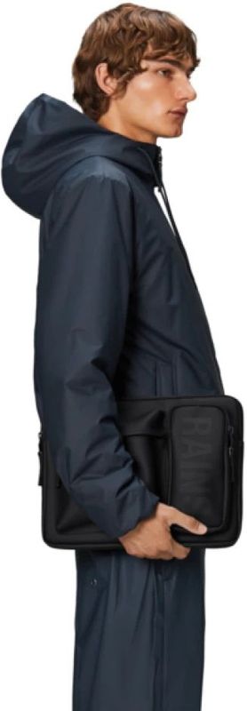 RAINS - Texel - Laptophoes - Zwart - 100% Polyester