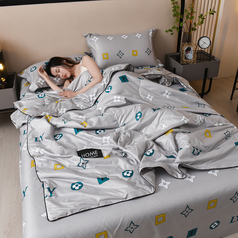 Ice Silk Summer Blanket With A Pair Of Pillow Case