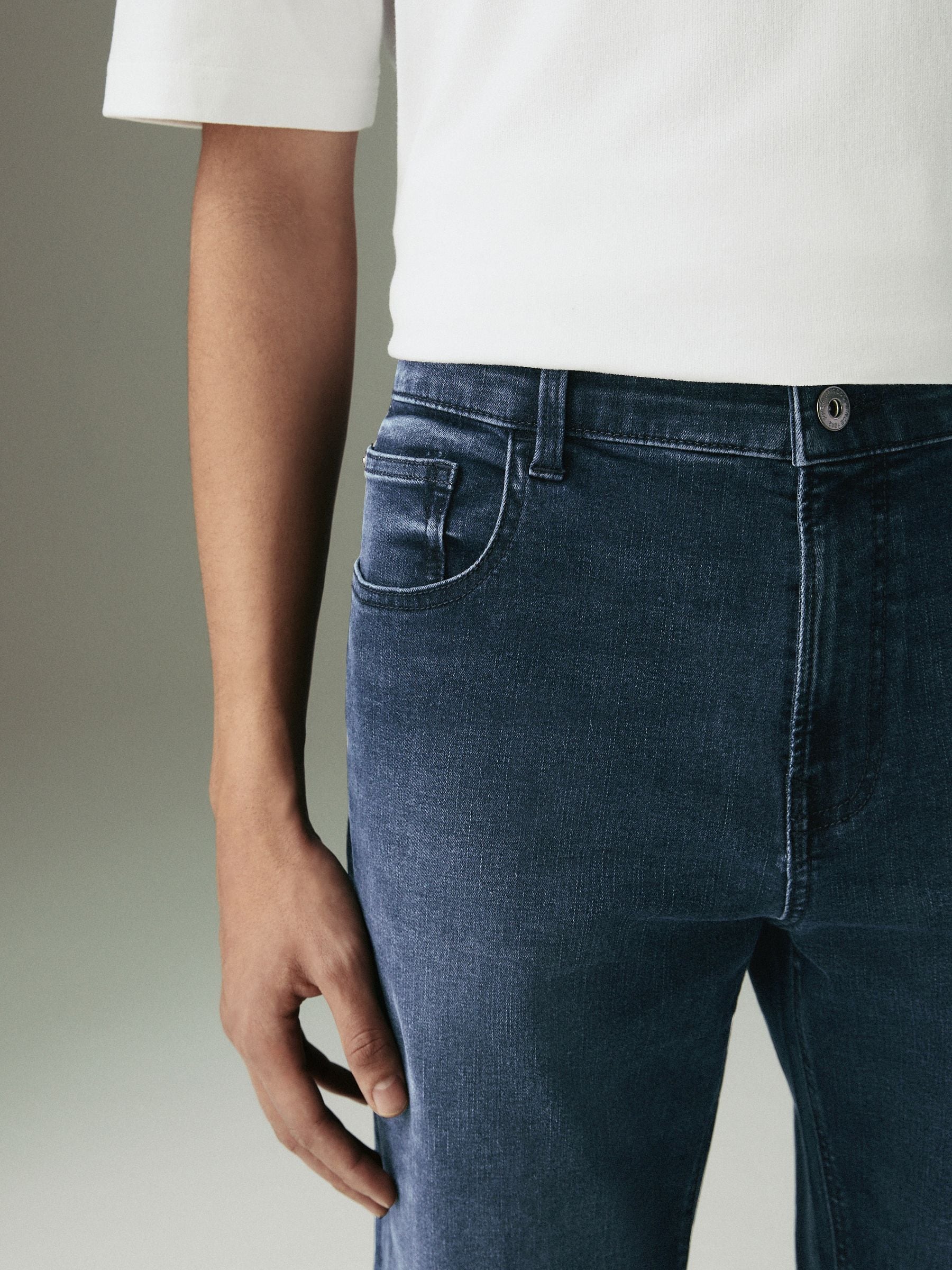 Blauw staal - Rechte, klassieke jeans met stretch