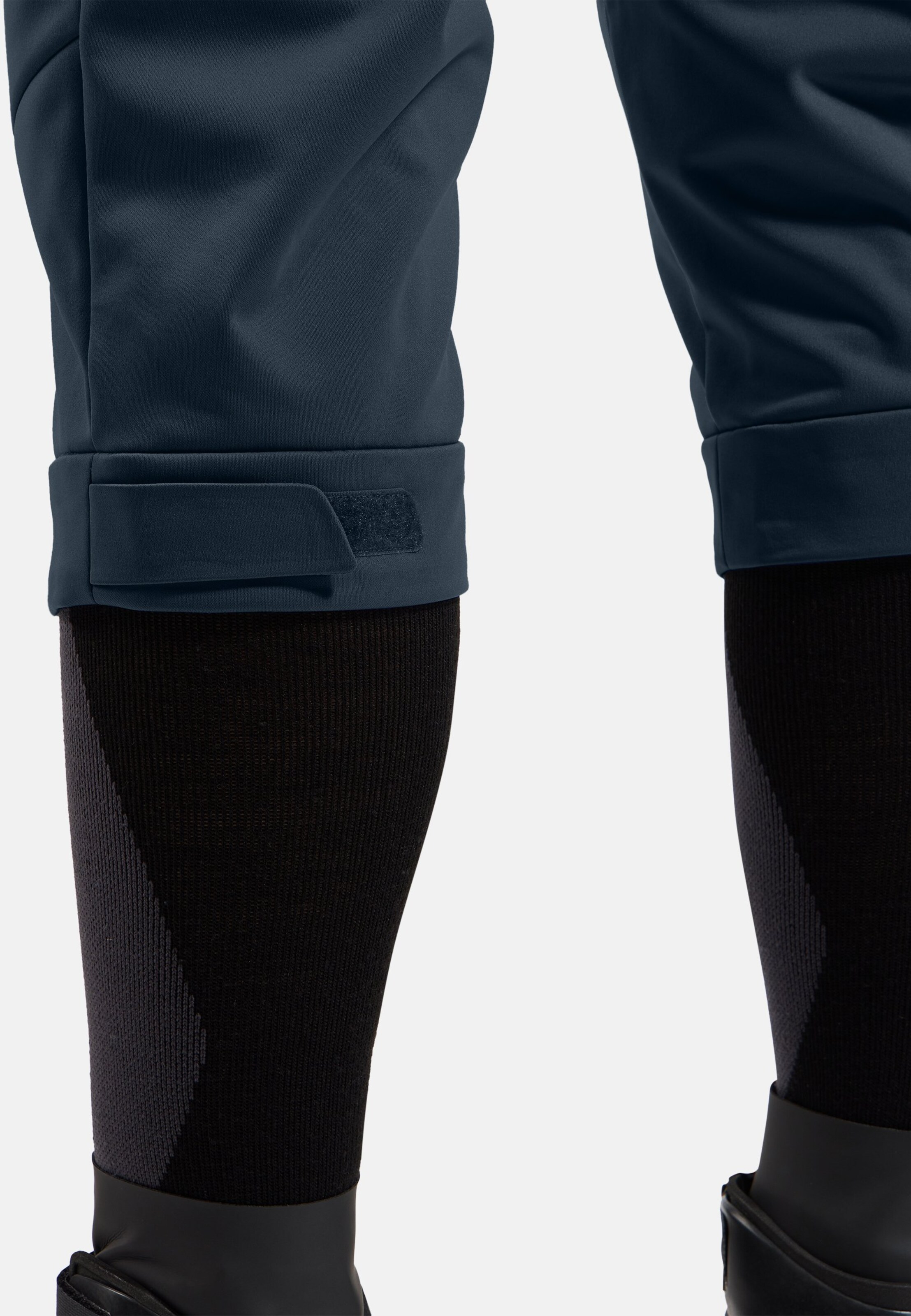 Winddichte Zeroweight X-Warm 3/4-Hose in dark sapphire