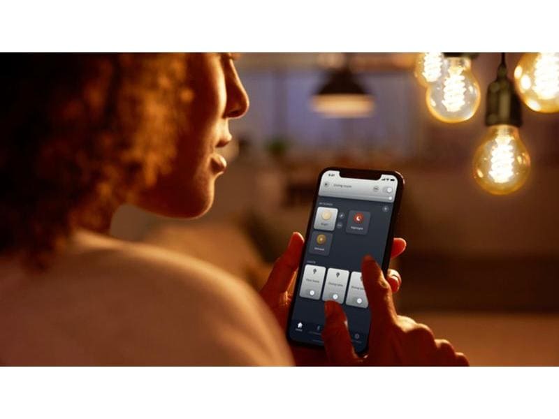Philips Hue Leuchtmittel White Amb. Filament E14 Doppelpack Smartes Hue E14-Leuchtmittel