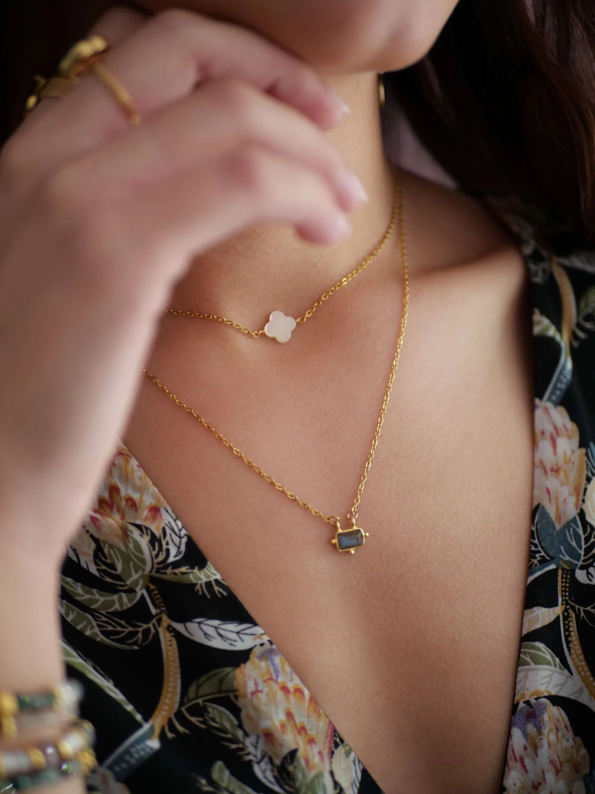 BHAGYA - Collier trèfle nacre | Blanc