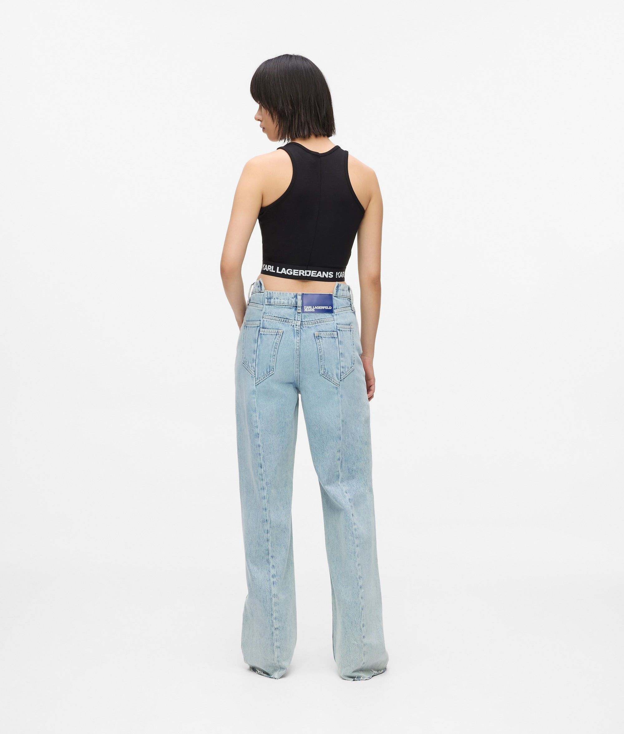 Relaxed jeans met halfhoge taille en naad