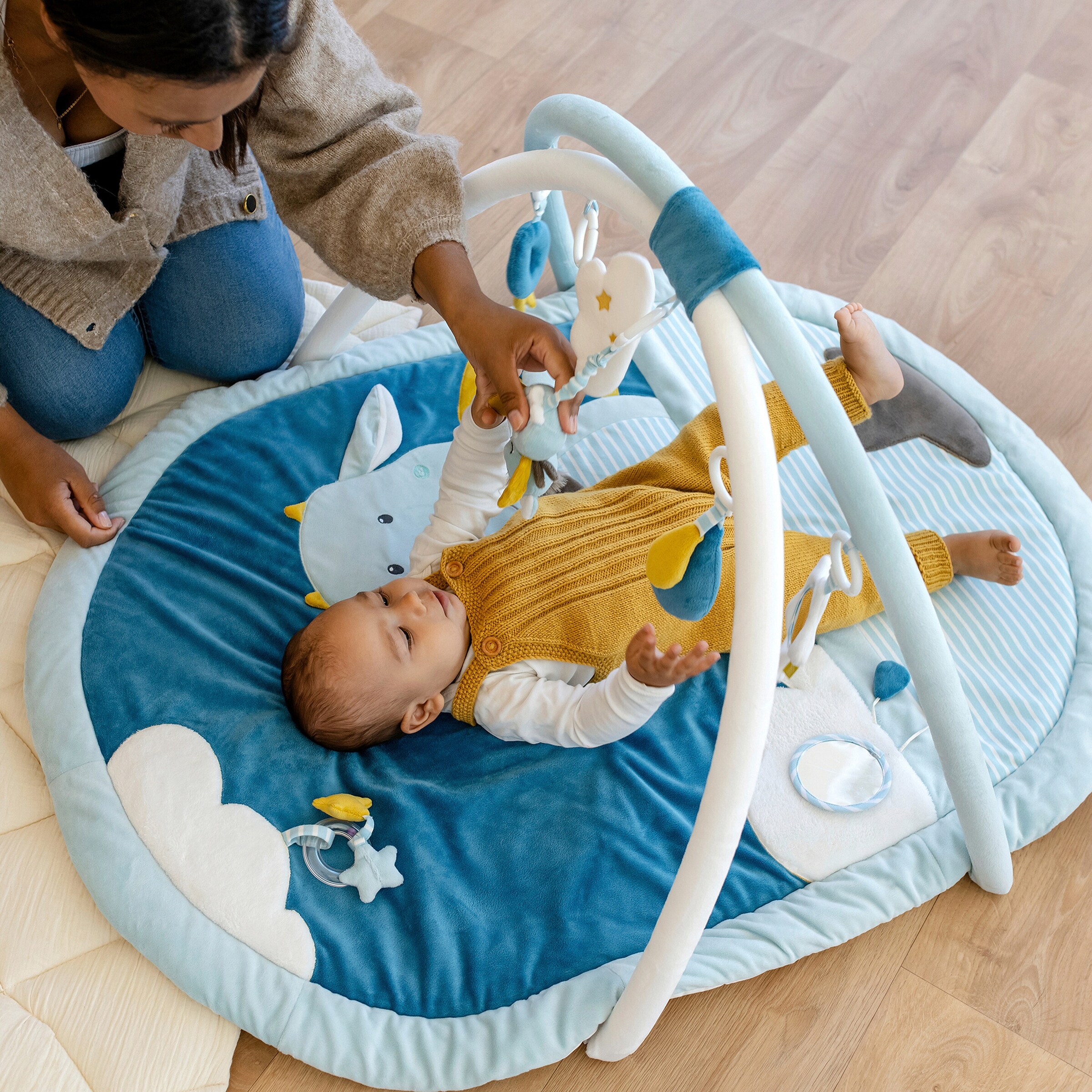 Fehn Spielbogen mit 3-D-Activity-Decke Little Castle