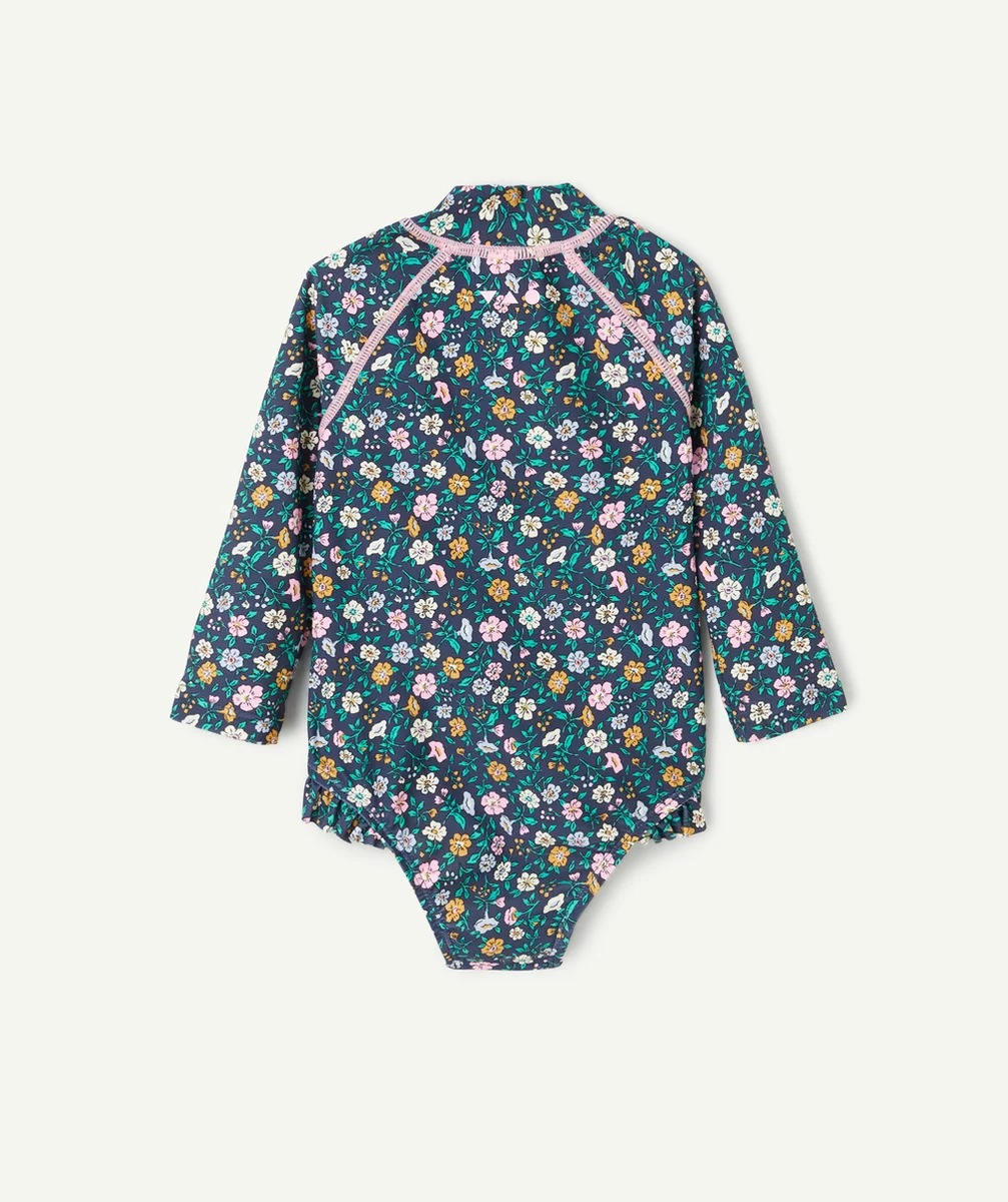 COMBINAISON ANTI-UV BÉBÉ FILLE EN FIBRES RECYCLÉES BLEU AVEC IMPRIMÉ FLEURI
