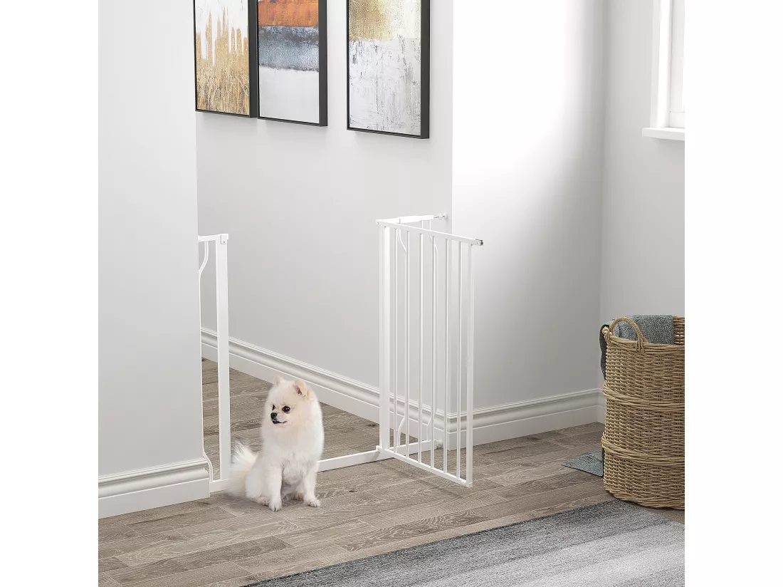 Barrière de sécurité animaux - longueur réglable dim. 75-95 cm - porte double verrouillage, ouverture double sens -sans perçage - acier ABS blanc