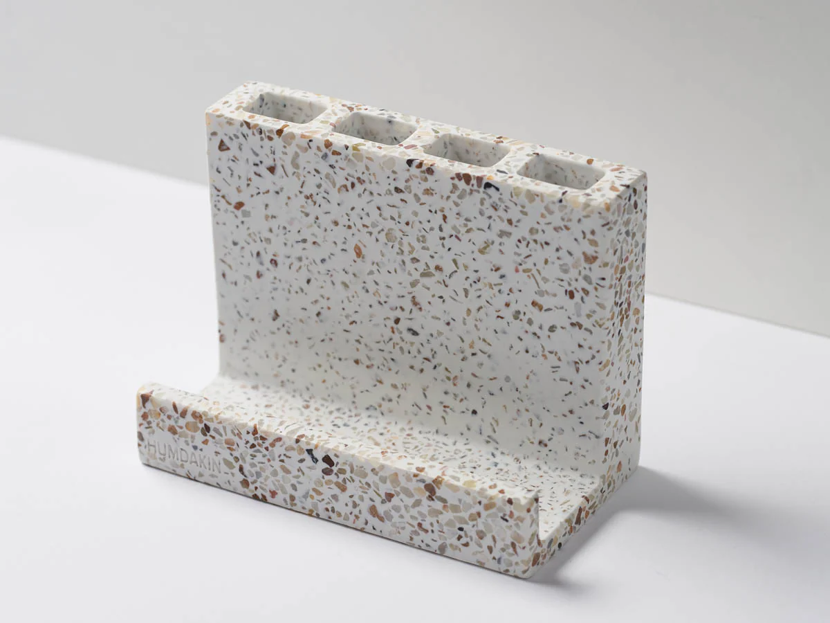 Humdakin  Terrazzo tandbørsteholder - Red/Beige