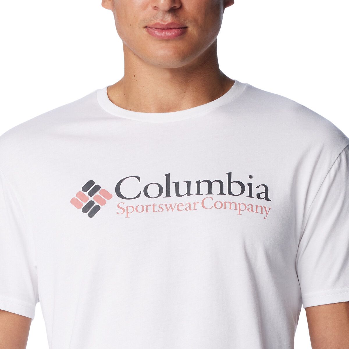 COLUMBIA<br>Camiseta de manga curta com logo no peito essencial