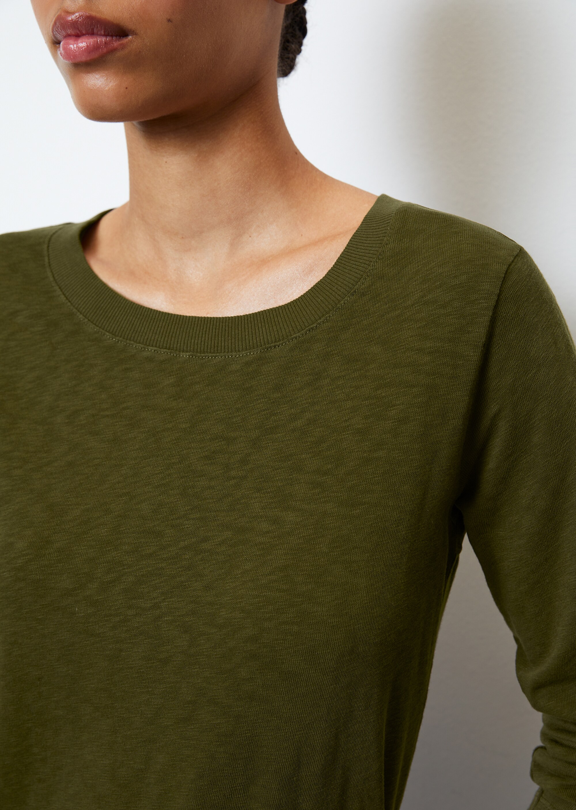 Rundhals-Longsleeve aus Organic Cotton