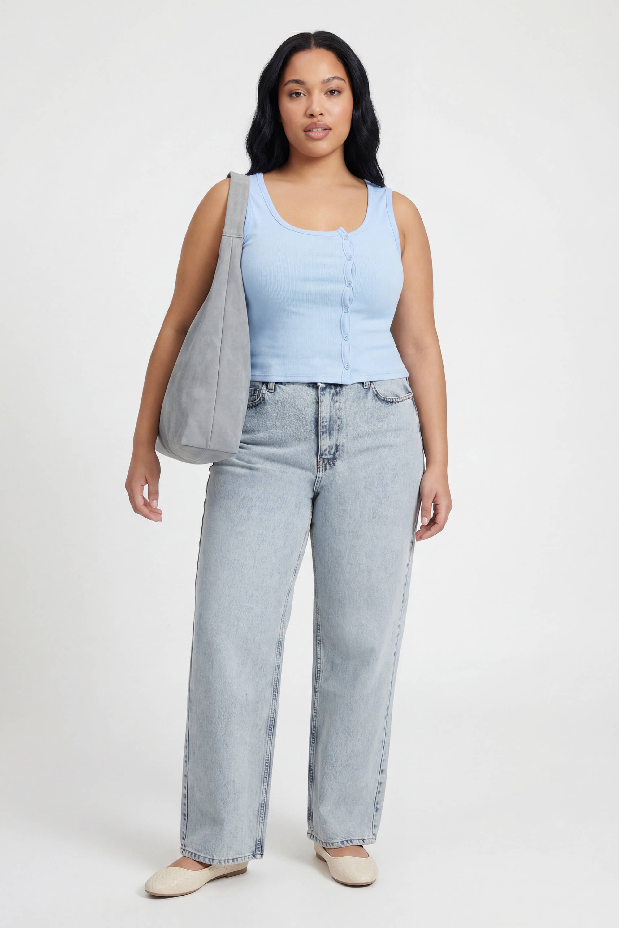 boohoo Haut Débardeur Côtelé Grande Taille À Détail De Boutons Asymétriques