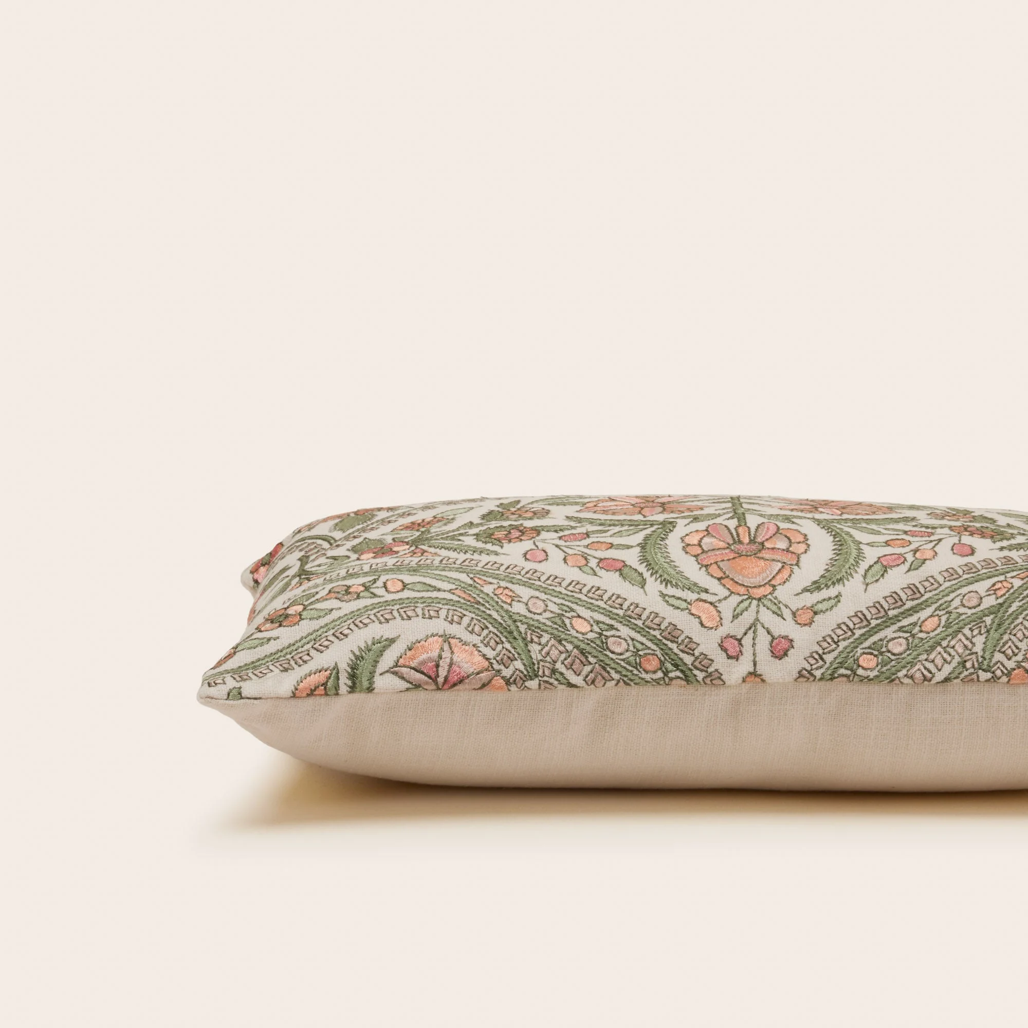 MIRCEA - Housse de coussin | Beige