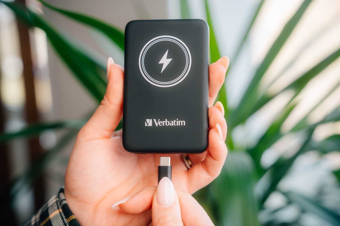Verbatim - Charge 'n' Go Magnetisk Trådløs Power Bank 5000