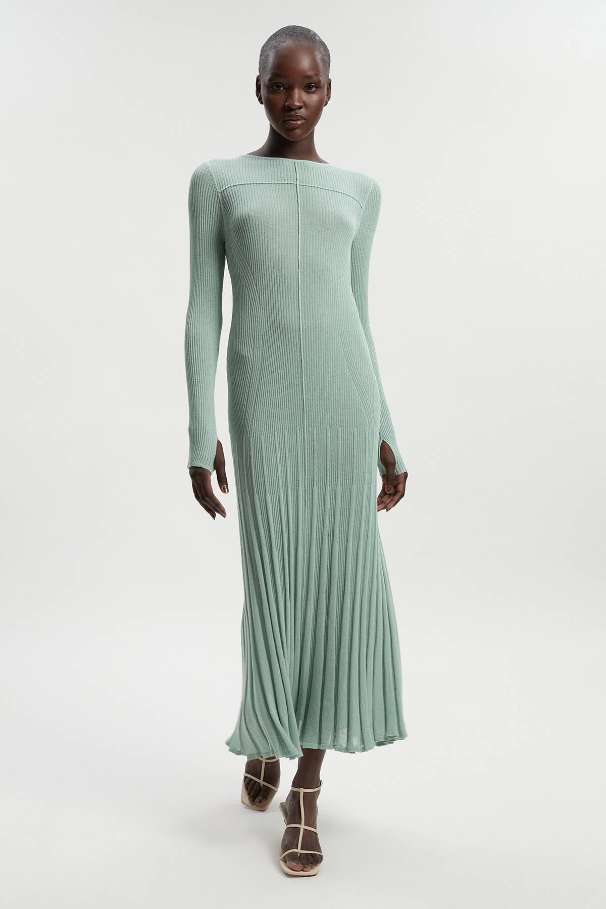 KarenMillen Petite robe midi tricotée en côtes drapées et transparentes