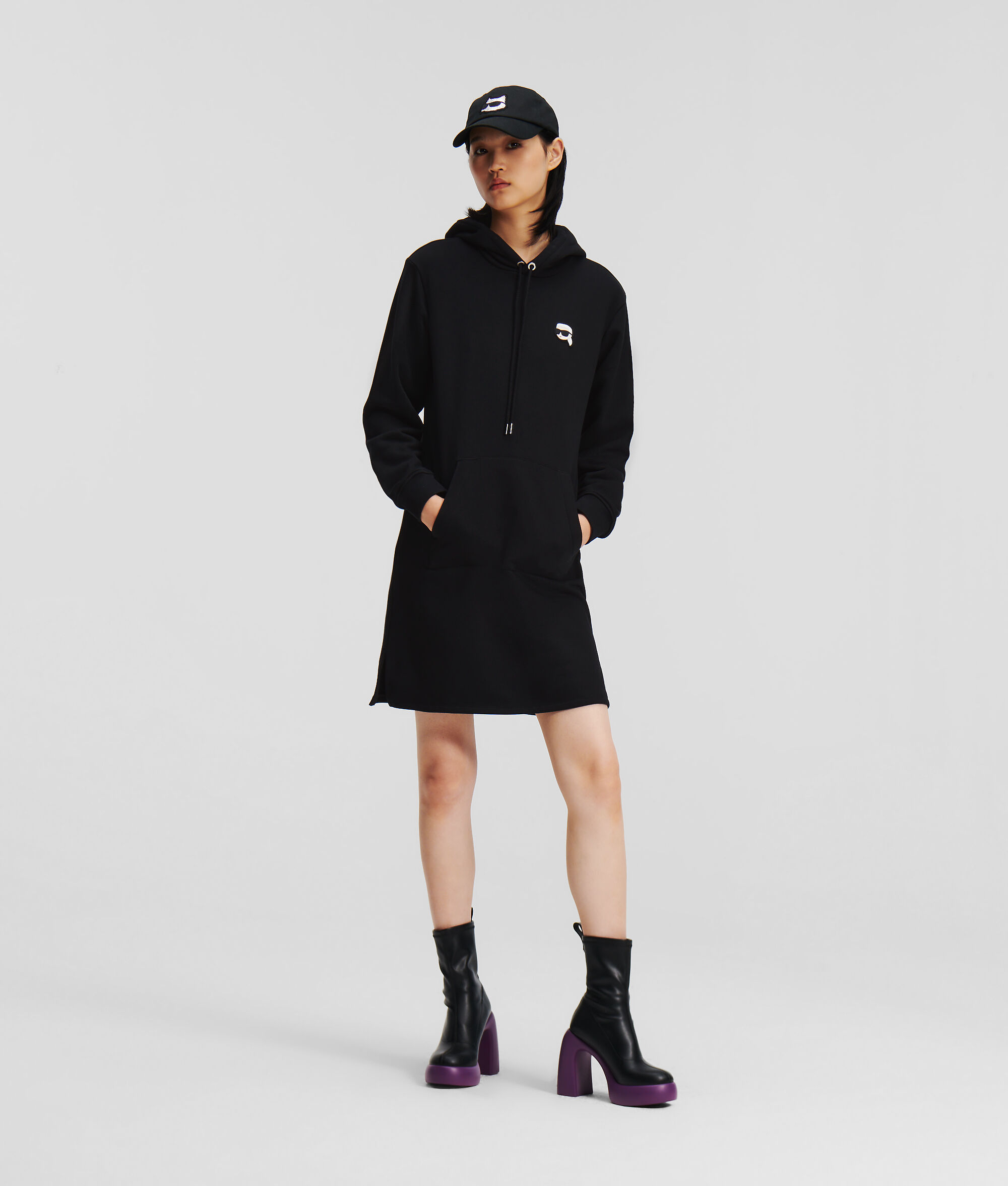 ROBE SWEAT À CAPUCHE K/IKONIK