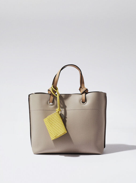 Bolsa Everyday Shopper com Pingente - Marrom