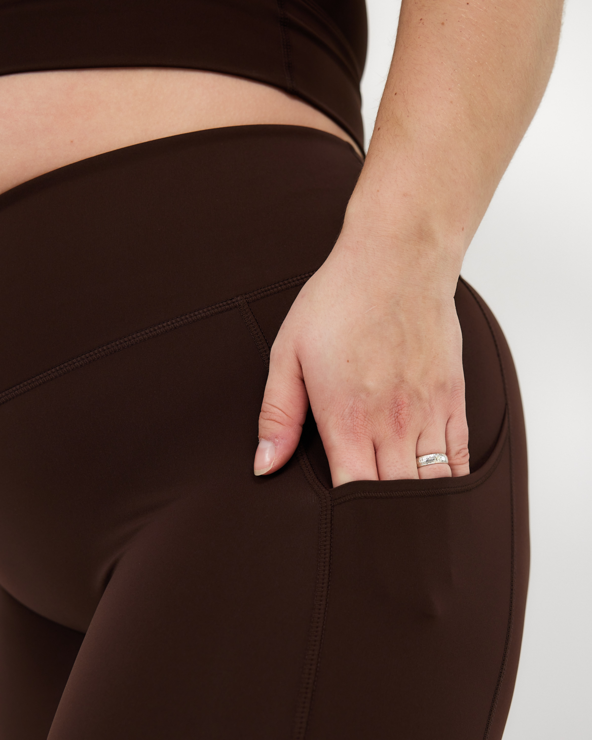 Eyda Ellie Ultralight Pocket Tights Brown