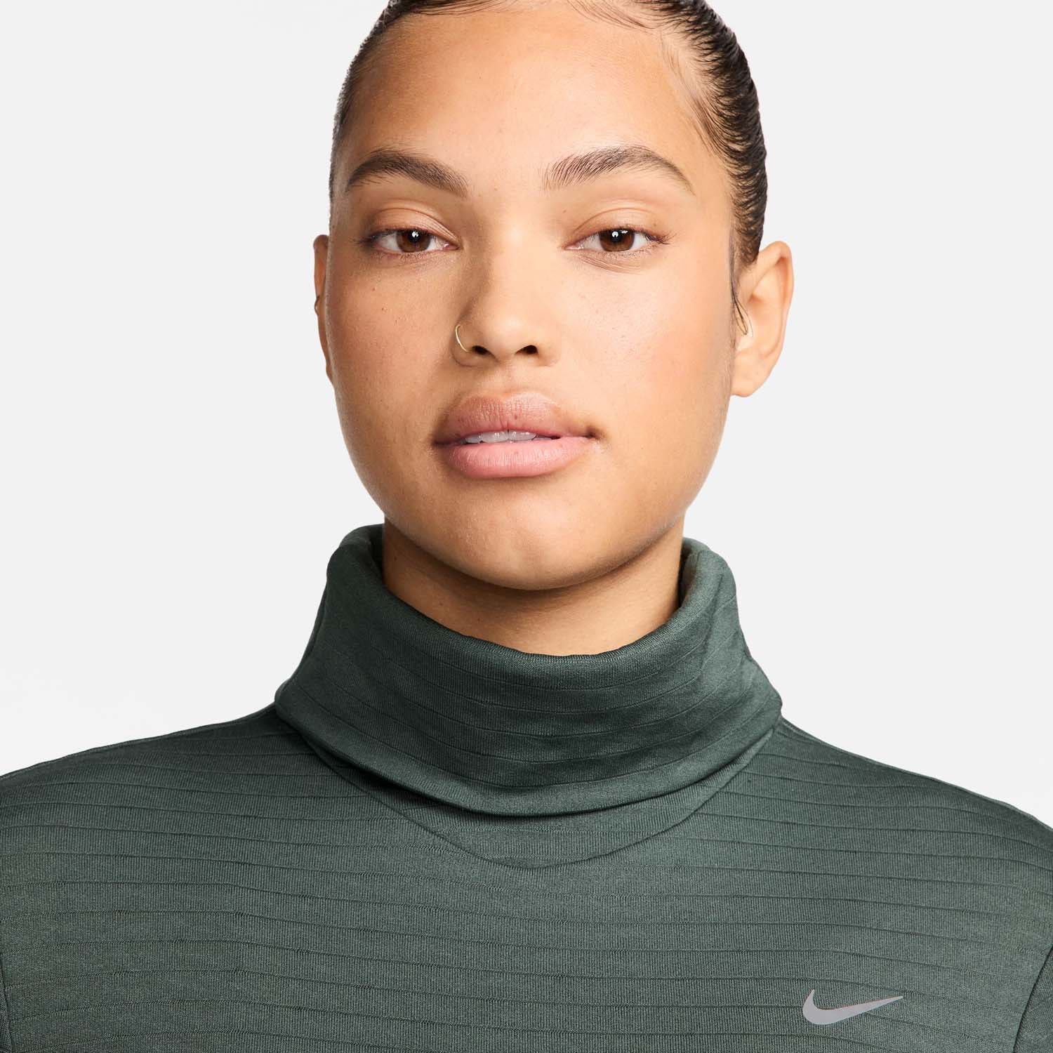 Nike  Therma-fit swift element
