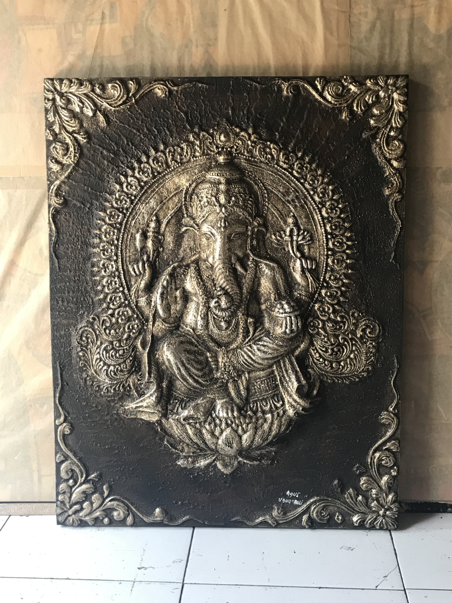 Relief-Gemälde 'Ganesha 3D', silber, H 90 cm, B 70 cm, T 12 cm von fischer's lagerhaus