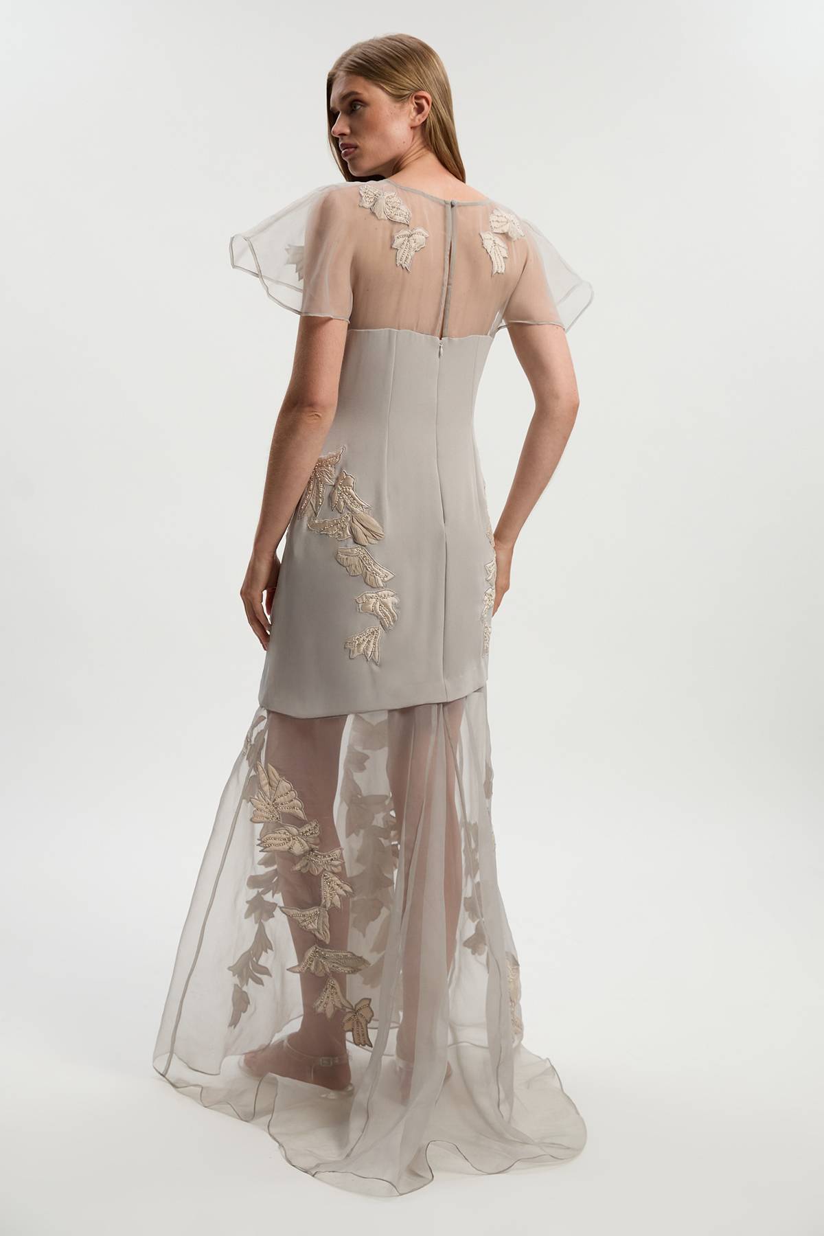 KarenMillen Robe Longue Tissée à Manches Évasées en Organdi Matelassé avec Appliqués Tall